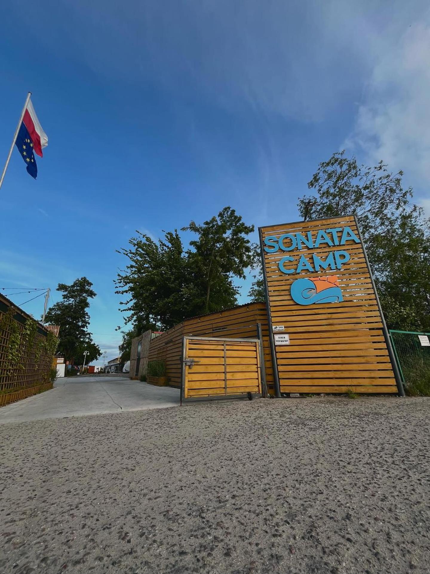 Sonata Camp Hotell Jastarnia Exteriör bild